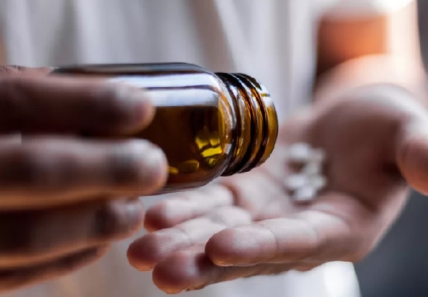 Dipirona é proibida em vários países e legal no Brasil; entenda