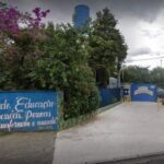 Estudantes entram armados em escola e atiram contra colegas; uma pessoa morre