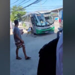 RJ: 35 ônibus e trem são incendiados; 12 são presos após morte de miliciano