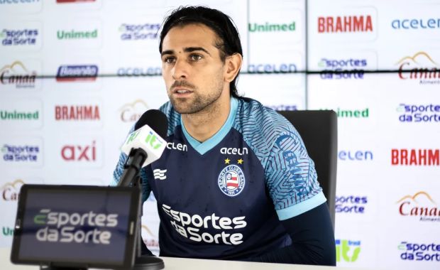 Acevedo vê ano no Bahia como melhor da carreira e revela planos para 2024
