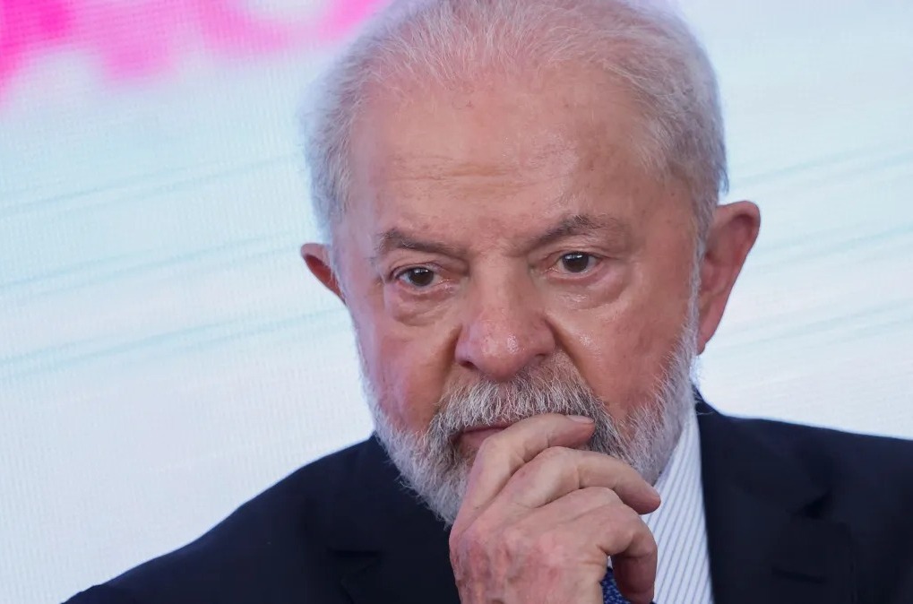 Desmoralização: Lula chama imprensa e anuncia que meta para economia não vai ser batida, atingindo em cheio Haddad e toda equipe econômica
