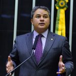 Comissão do Senado deve votar PEC das Drogas até o final de novembro