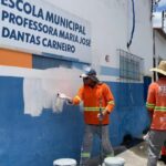 Operação limpa muros de 12 unidades escolares alvos de pichação