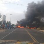Trecho de BR no Agreste baiano é interditado em protesto contra falta de água
