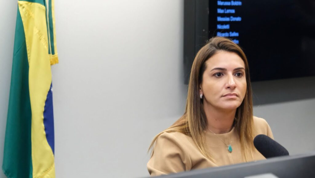 Roberta Roma destrava renegociação de dívidas dos produtores rurais