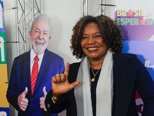  Ministra de Lula quer regular plataformas de streaming no Brasil