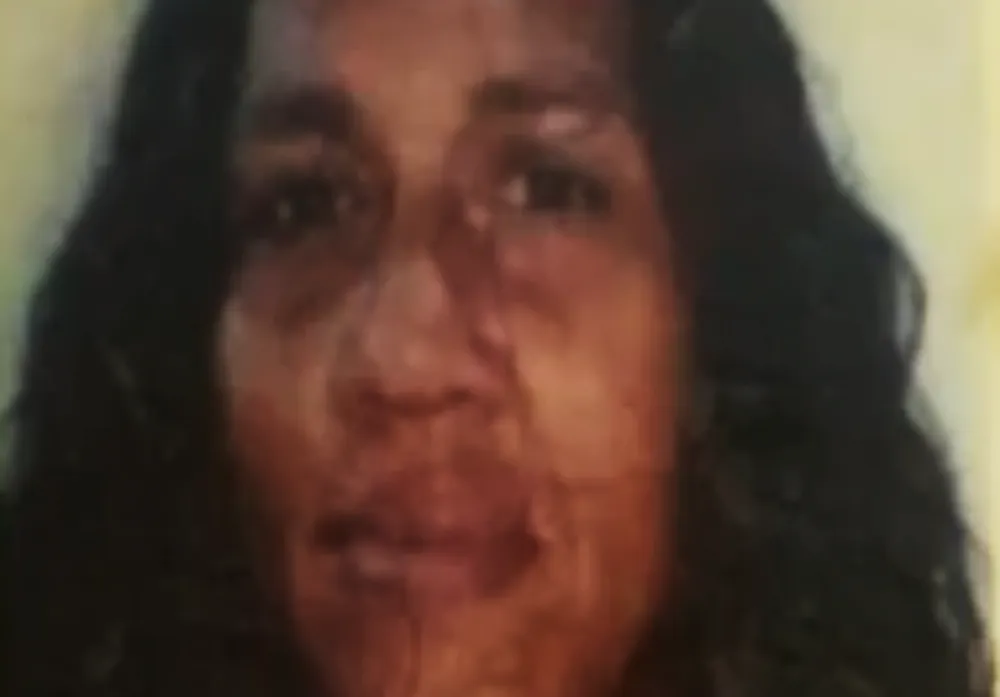 Polícia descarta morte violenta em mulher, após filho interromper velório por notar marcas 