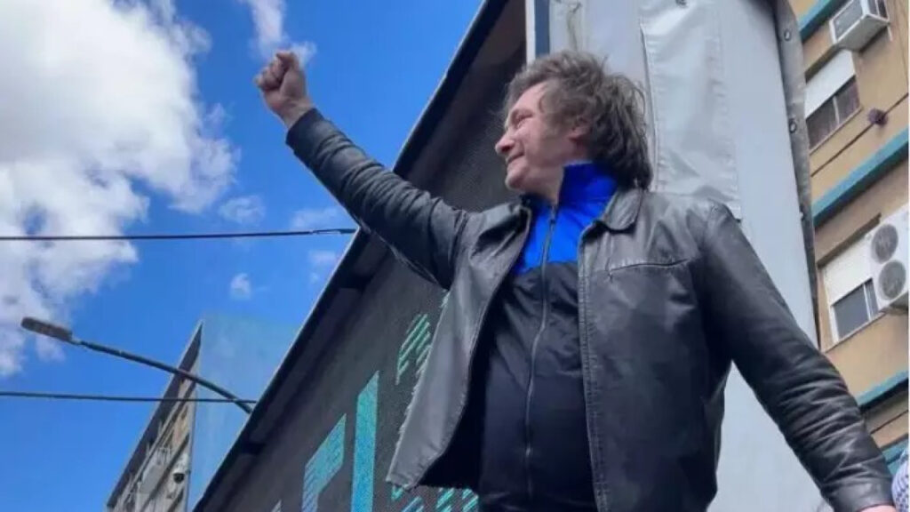 Javier Milei chama Lula de ‘comunista’ e ‘corrupto’