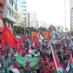 Militantes de esquerda fazem batucada durante manifestação em apoio ao Hamas; VEJA VÍDEO