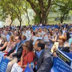 Servidores da Receita ameaçam greve em frente ao Ministério da Fazenda