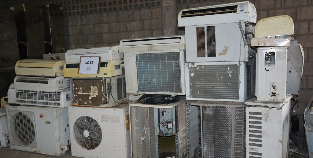 Leilão de bens e móveis inservíveis da Prefeitura acontece nesta quinta-feira