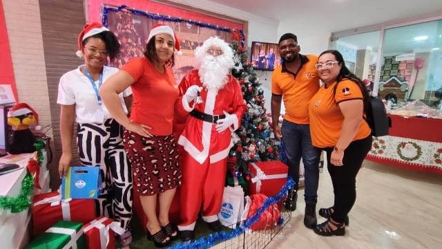 Ação solidária arrecada rações e medicamentos para doar a ONGs de proteção animal em Feira de Santana