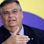 Líder do PL diz que faltam nove votos para barrar indicação de Dino ao STF