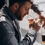 Médicos revelam como o álcool age no cérebro e porque aumenta o risco de depressão e ansiedade