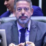 ‘Quebra pau’ entre Arthur Lira e Marcel van Hattem no plenário da Câmara dos Deputados; VEJA VÍDEO