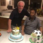 Fiel escudeiro: quem é o testamenteiro de Pelé e quanto ele vai ganhar