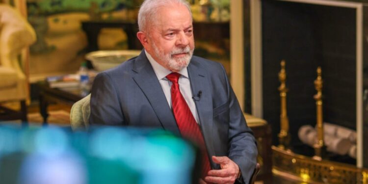 Lula termina 2023 com rombo próximo de R$ 145 bi nas contas