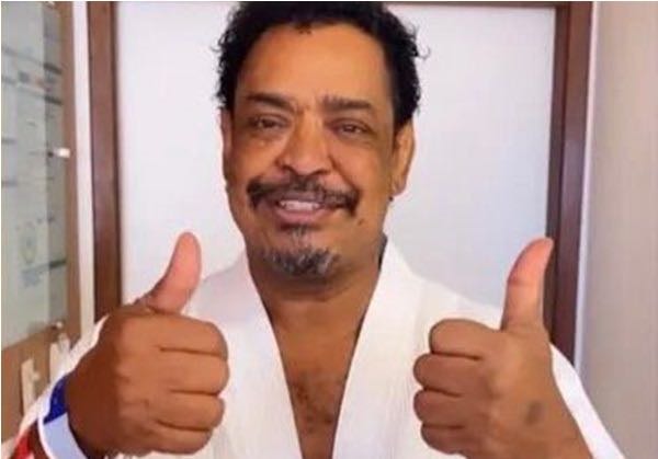 Após cirurgia, Compadre Washington recebe alta hospitalar