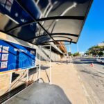 Novo abrigo com QR Code e 24 ônibus dinamizam mobilidade no Shopping Popular