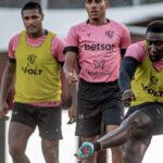 De olho na liderança do Baianão, Vitória encara o Bahia de Feira neste sábado
