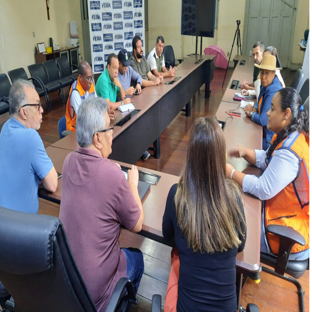 Prefeitura institui Comitê de Crise e avalia consequências das fortes chuvas