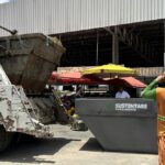 Centro de abastecimento recebe novas caixas para coleta de lixo