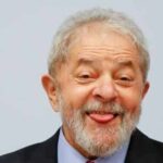 Governo aumenta impostos de carro elétrico e placas solares