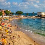 Badalação, sossego, pra tirar selfie: Bahia tem praias para todos os gostos