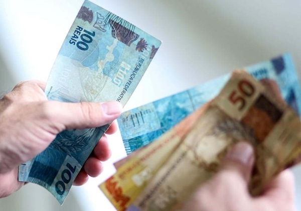 Transferência bancária por DOC encerra nesta segunda-feira (15)