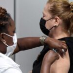 Salvador: Esquema de vacina Covid-19 para foliões será intensificado a partir desta quarta (17)