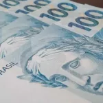 ‘É um absurdo’: Brasileiros que ganham dois salários mínimos terão que pagar Imposto de Renda; Entenda