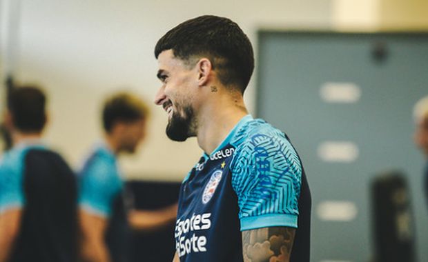 Bahia anuncia renovação de contrato com Cauly por mais dois anos