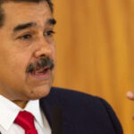 Ditadura venezuelana ordena prisão de jornalista e ativistas em novo ataque à liberdade de expressão