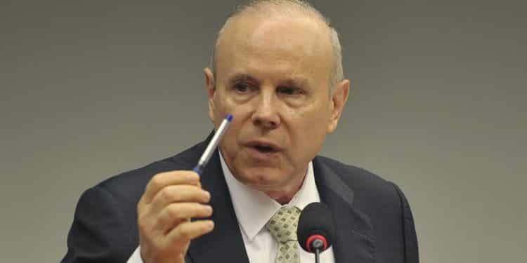 Lula exige Guido Mantega na Vale