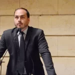 PF nega ter achado computador da Abin com Carlos Bolsonaro