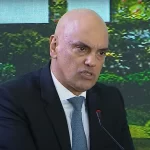 Moraes discursa sobre 8/1 e fala em regulamentar redes sociais