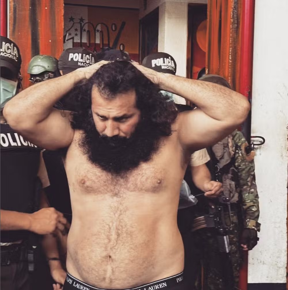 Governo do Equador decreta estado de exceção após fuga de chefe de facção criminosa da prisão