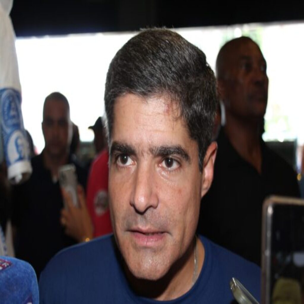 ACM Neto diz que ‘aprovação em massa’ é uma vergonha para o estado