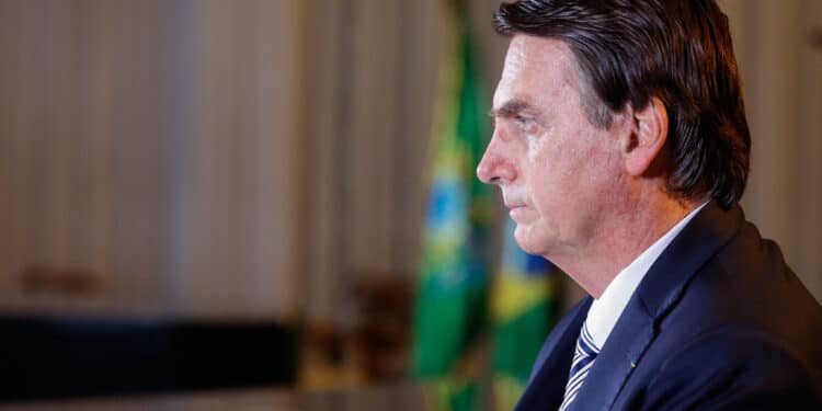 PF faz megaoperação contra aliados de Bolsonaro