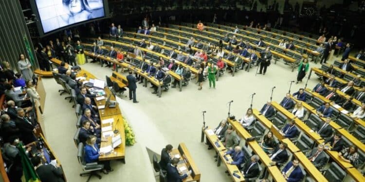 STF pode anular eleição de 7 deputados; veja quem são