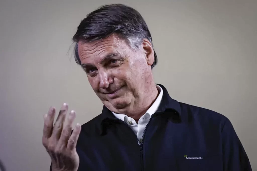 Artigo: Jair Bolsonaro é o sujeito mais estúpido da história brasileira?