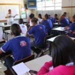Professores e coordenadores criticam medida do governo da Bahia que institui ‘aprovação em massa’