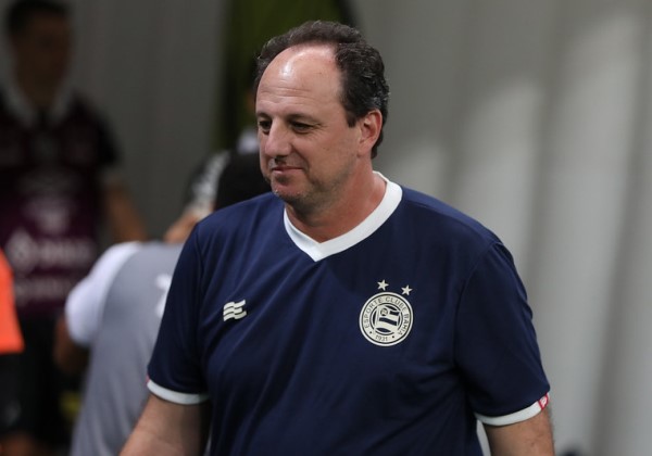 Ceni divulga convocados do Bahia para estreia na Copa do Brasil