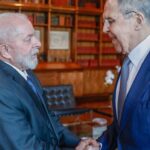 Chanceler de Putin usa avião da FAB para ir a encontro com Lula
