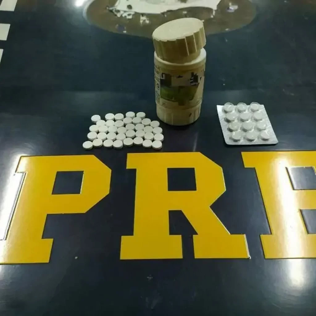 Abordagens da PRF resultam na apreensão de quase 100 comprimidos de rebites nas rodovias federais da Bahia