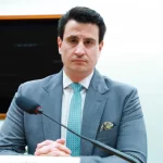 “Ou o Brasil prende o Moraes ou o Moraes prende o Brasil”, afirma doutor em Direito
