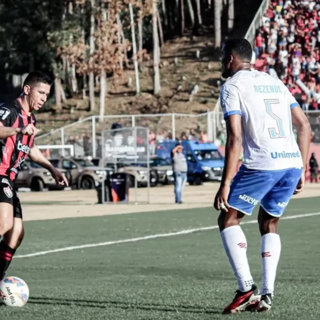 Vitória sai na frente na final do Campeonato Baiano