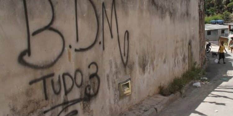 Facção na Bahia se une ao PCC e mira nova rota internacional do tráfico, espalhando terror