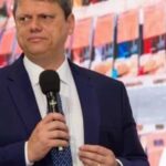 Tarcísio decreta estado de emergência em São Paulo