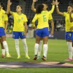Brasil derrota México e se garante na decisão da Copa Ouro feminina